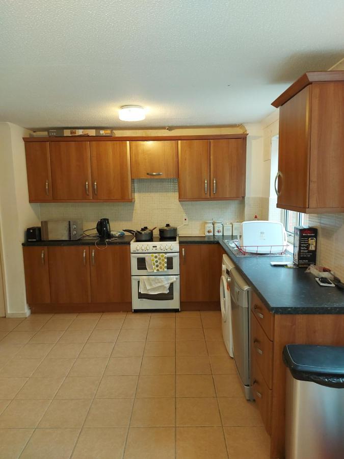 Spacious And Serene Stay Near Milton Keynes Centre Willen Exterior foto