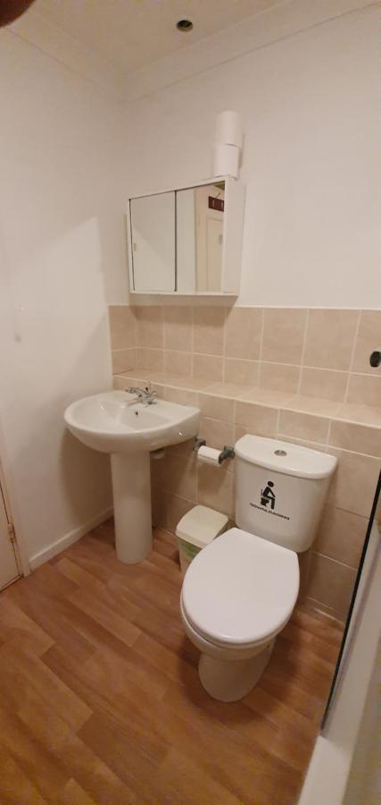 Spacious And Serene Stay Near Milton Keynes Centre Willen Exterior foto
